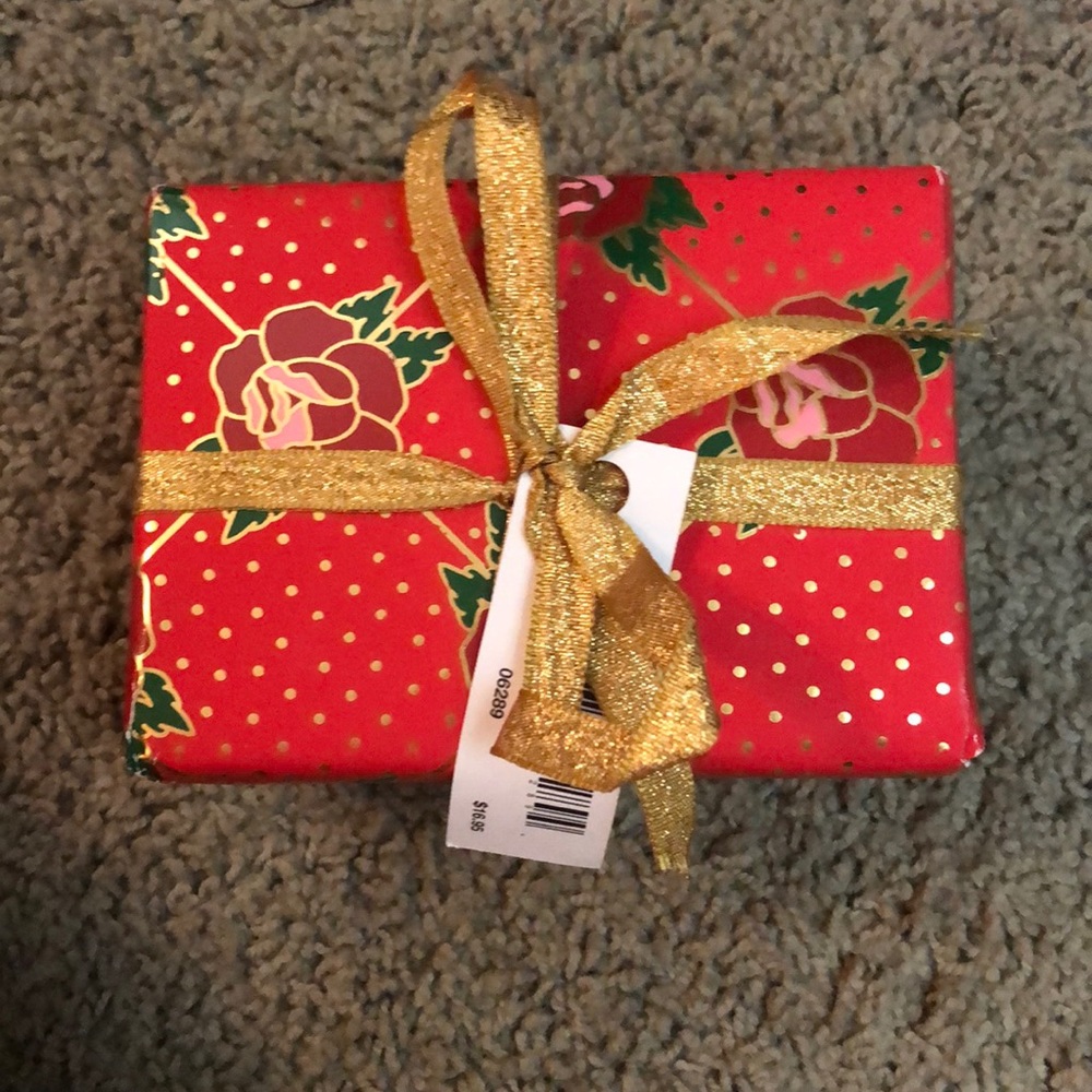 LUSH rosy Christmas gift set